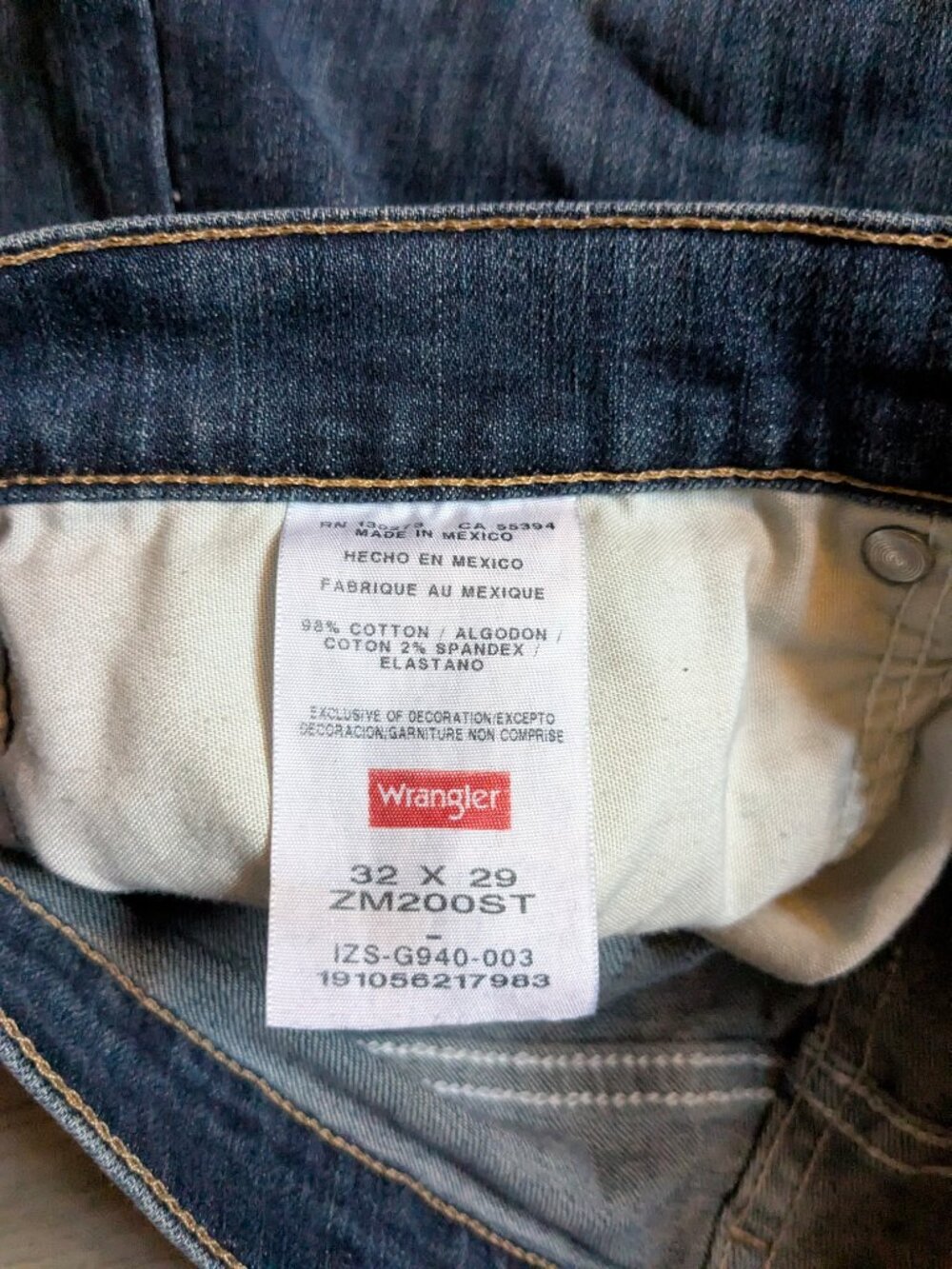 MENS WRANGLER CLASSIC STRAIGHT JEANS – 32x29 - Picture 2 of 6